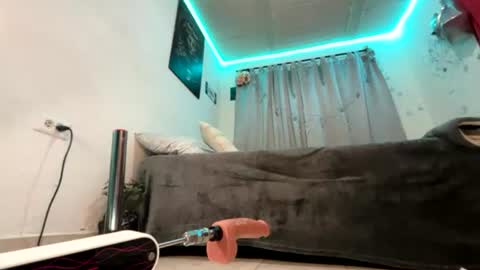 Snapshot of alejo_cute chatting on 06/27/26, 07:41 alejo_cute online show from 06/27/26, 07:41