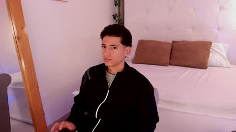 alejo_exotic online show from 06/08/26, 01:11