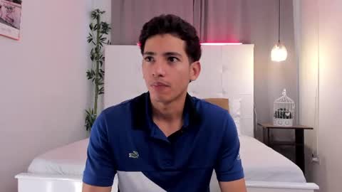 Snapshot of alejo_exotic chatting on 06/19/26, 12:20 alejo_exotic online show from 06/19/26, 12:20