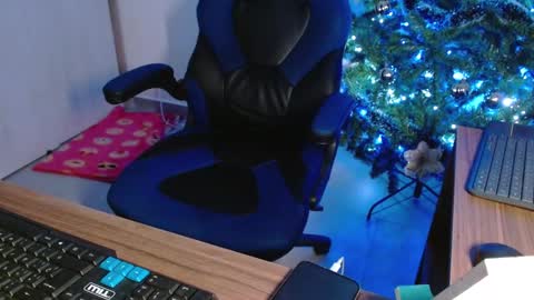 David online show from 12/18/25, 02:06