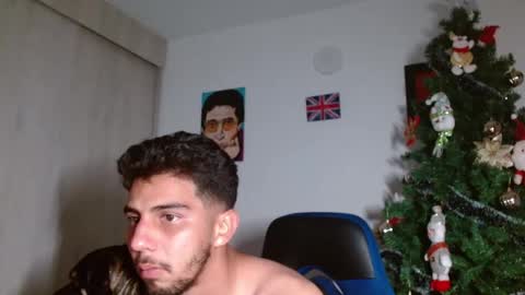 Snapshot of alejo_hot23 chatting on 01/07/26, 01:19 David online show from 01/07/26, 01:19