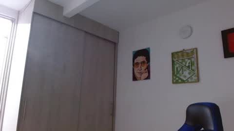 Snapshot of alejo_hot23 chatting on 02/17/26, 01:24 David online show from 02/17/26, 01:24