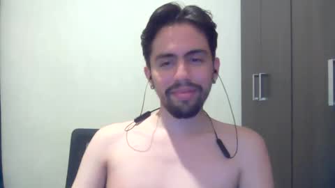 Snapshot of alejo_shy chatting on 12/20/24, 07:01 alejo_shy online show from 12/20/24, 07:01