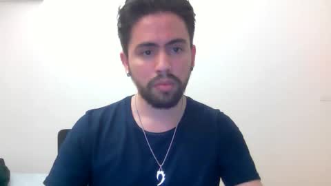 Snapshot of alejo_shy chatting on 10/15/25, 02:22 alejo_shy online show from 10/15/25, 02:22