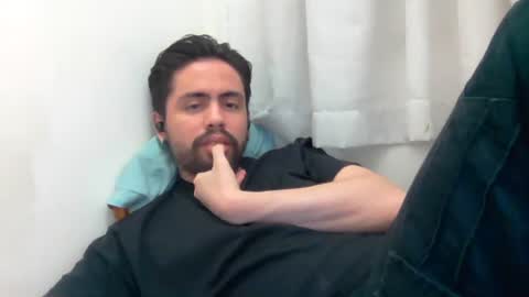 alejo_shy online show from 11/01/25, 08:22