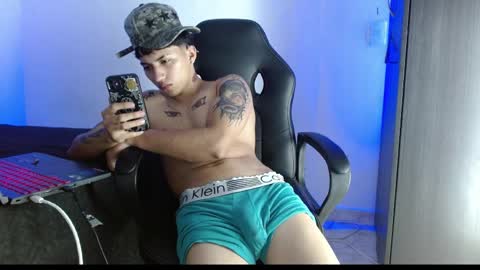 Snapshot of alejo_urd chatting on 04/07/26, 05:30 alejo online show from 04/07/26, 05:30