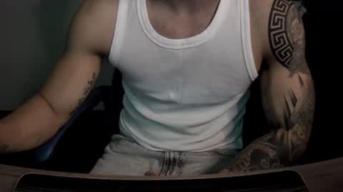 Snapshot of alejoduarte16 chatting on 11/19/25, 05:24 alejoduarte16 online show from 11/19/25, 05:24
