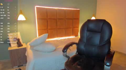 ALejoo Saenz online show from 10/11/25, 01:16