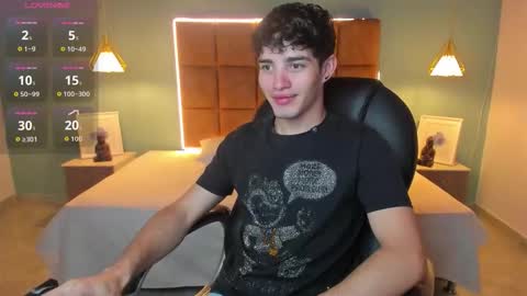 ALejoo Saenz online show from 11/03/25, 12:46