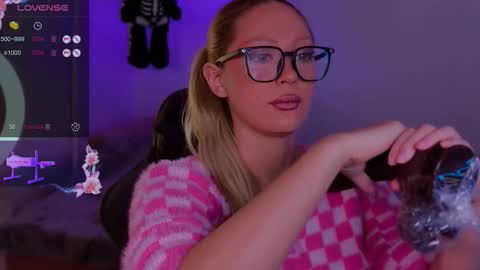 aleksacandy online show from 11/11/25, 03:12