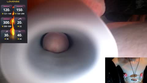 Snapshot of aleksej95 chatting on 03/04/26, 08:59 Alex online show from 03/04/26, 08:59