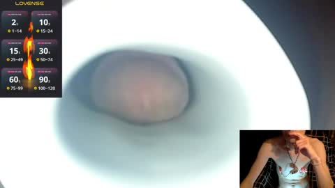 Snapshot of aleksej95 chatting on 03/17/26, 08:01 Alex online show from 03/17/26, 08:01