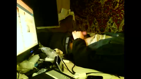 Snapshot of alekss4 chatting on 01/24/25, 11:48 alekss4 online show from 01/24/25, 11:48