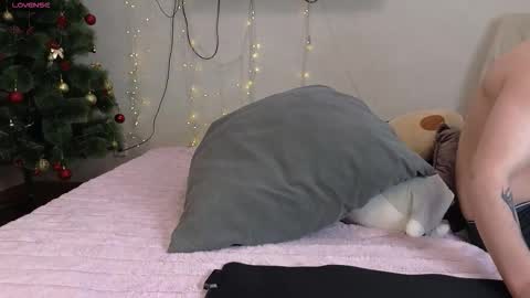 Snapshot of alena_hot_sex chatting on 01/17/26, 11:52 Alena online show from 01/17/26, 11:52