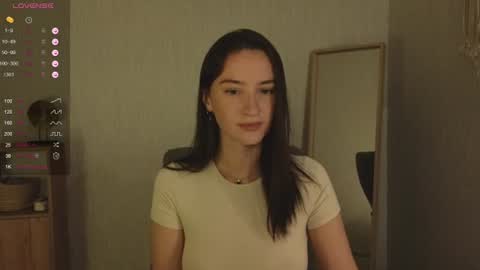 Snapshot of alena_navi chatting on 07/20/26, 06:32 Alena online show from 07/20/26, 06:32