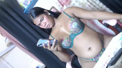 Snapshot of alena_sanggre69 chatting on 04/30/26, 06:47 Kimmygirl online show from 04/30/26, 06:47
