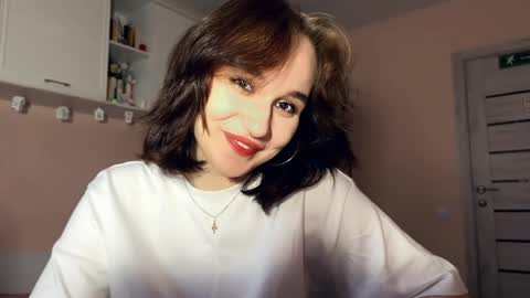 Snapshot of alenebroussard chatting on 04/01/26, 04:48 Nora online show from 04/01/26, 04:48