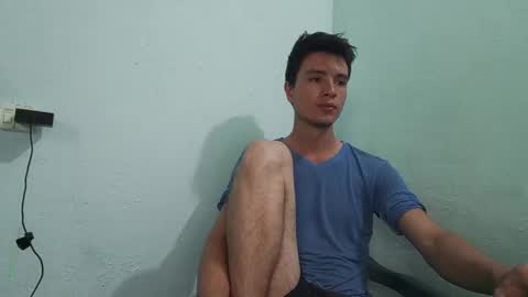 Snapshot of aleo_011 chatting on 01/24/25, 05:00 Alejandro online show from 01/24/25, 05:00