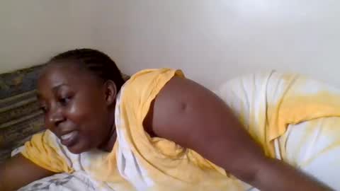 Snapshot of alesha_ chatting on 07/31/26, 07:24 Noreen Kennth and Emilly online show from 07/31/26, 07:24