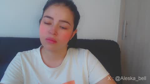 Snapshot of aleska__bell chatting on 01/16/25, 03:35 Aleska online show from 01/16/25, 03:35