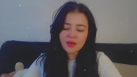 Snapshot of aleska__bell chatting on 02/10/25, 03:21 Aleska online show from 02/10/25, 03:21