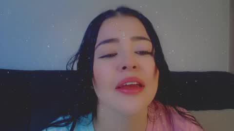 Snapshot of aleska__bell chatting on 02/11/25, 04:02 Aleska online show from 02/11/25, 04:02
