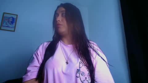 QUEEN OFF MILk  IM BACK  15 NOV online show from 02/23/25, 02:51