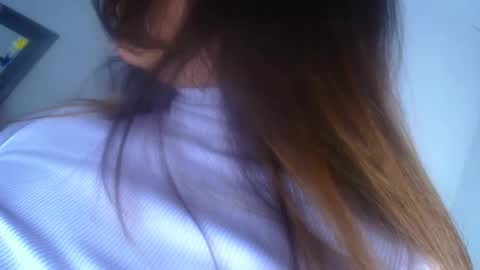 QUEEN OFF MILk  IM BACK  15 NOV online show from 09/14/25, 04:06