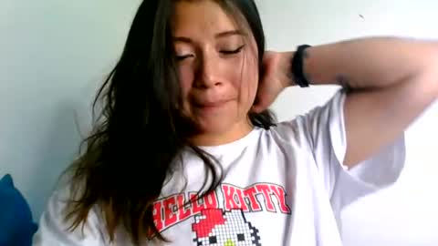 QUEEN OFF MILk  IM BACK  15 NOV online show from 06/12/26, 09:46