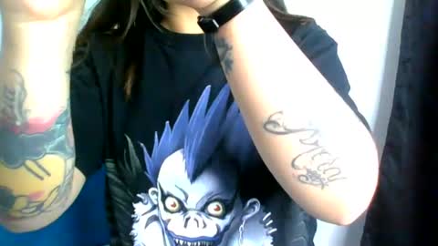QUEEN OFF MILk  IM BACK  15 NOV online show from 06/15/26, 08:22