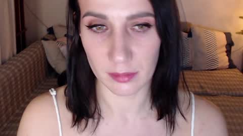 Snapshot of alessandra_foxy chatting on 01/02/25, 03:40 Sandra online show from 01/02/25, 03:40