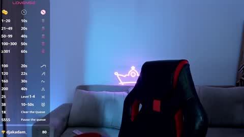 Snapshot of alessandramoreli chatting on 01/21/25, 07:17 AlessandraMoreli Its my birthday online show from 01/21/25, 07:17