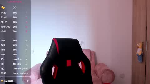 Snapshot of alessandramoreli chatting on 09/11/25, 08:31 AlessandraMoreli Its my birthday online show from 09/11/25, 08:31