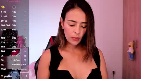 Snapshot of alessandramoreli chatting on 11/28/25, 08:11 AlessandraMoreli Its my birthday online show from 11/28/25, 08:11