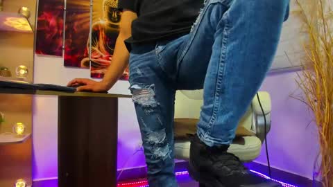 ALESSANDRO  WYE online show from 12/13/24, 10:08