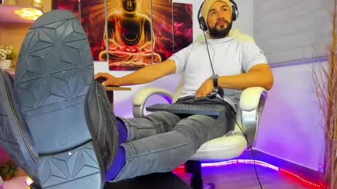 ALESSANDRO  WYE online show from 01/26/25, 08:25