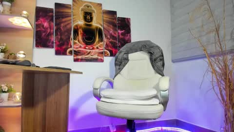 ALESSANDRO  WYE online show from 02/05/25, 05:52