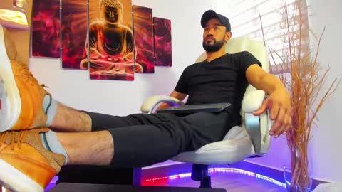 ALESSANDRO  WYE online show from 02/25/25, 06:09