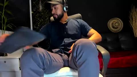 ALESSANDRO  WYE online show from 09/30/25, 09:58