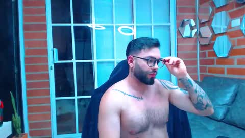 Snapshot of alessandro_alcala chatting on 09/13/25, 08:47 Alessandro online show from 09/13/25, 08:47