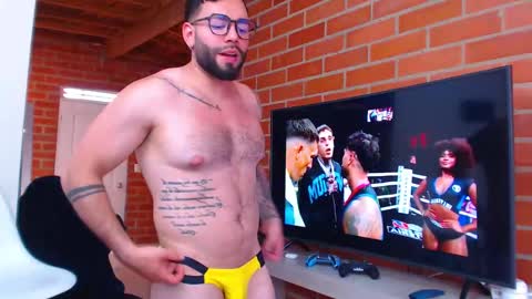 Snapshot of alessandro_alcala chatting on 09/13/25, 09:47 Alessandro online show from 09/13/25, 09:47