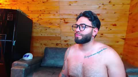 Snapshot of alessandro_alcala chatting on 03/26/26, 01:01 Alessandro online show from 03/26/26, 01:01