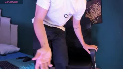 Alessandro Dybala online show from 11/20/25, 12:27