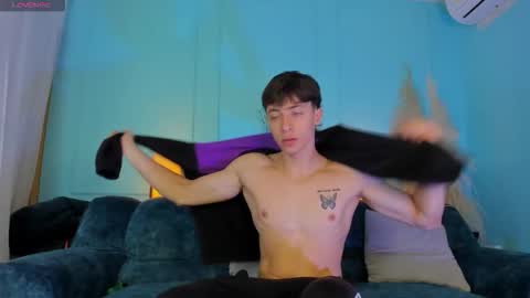 Alessandro Dybala online show from 12/03/25, 12:47