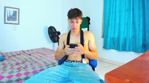 Snapshot of alessandro_dybala chatting on 04/18/26, 01:26 Alessandro Dybala online show from 04/18/26, 01:26