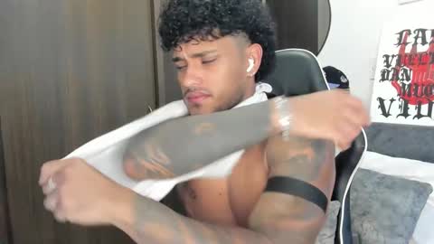 Alessandro Vanni online show from 09/30/25, 01:05