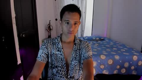 Snapshot of alessandro_wizard chatting on 03/01/25, 03:49 Alessandro online show from 03/01/25, 03:49