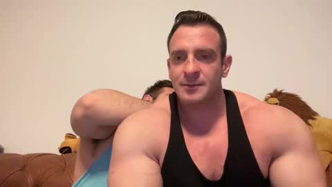 Alessandrobuilder online show from 03/07/25, 11:05