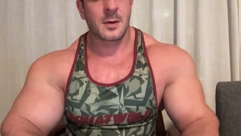 Alessandrobuilder online show from 09/28/25, 08:25