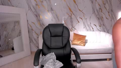 ALESSA ROMERO  online show from 03/11/25, 07:47